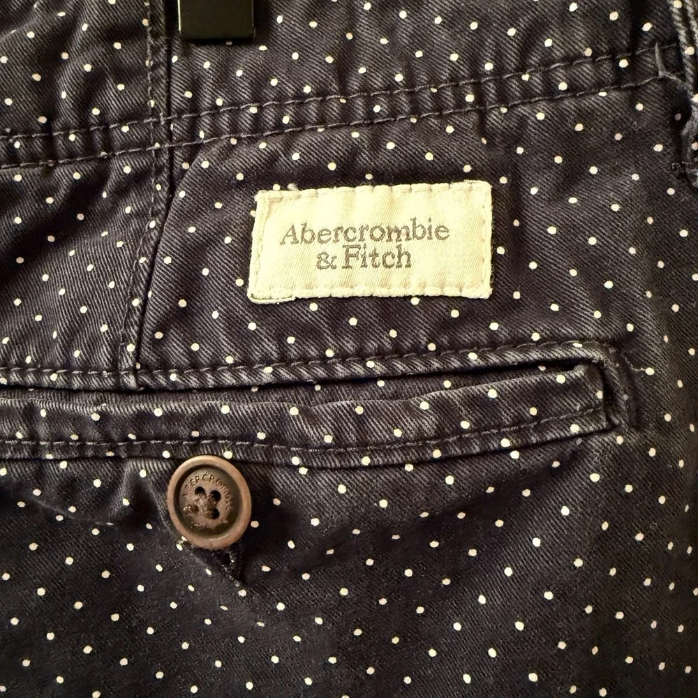 Abercrombie & Fitch Mens 32 Polka Dot Chino Shorts Navy Blue White 100% Cotton⁠